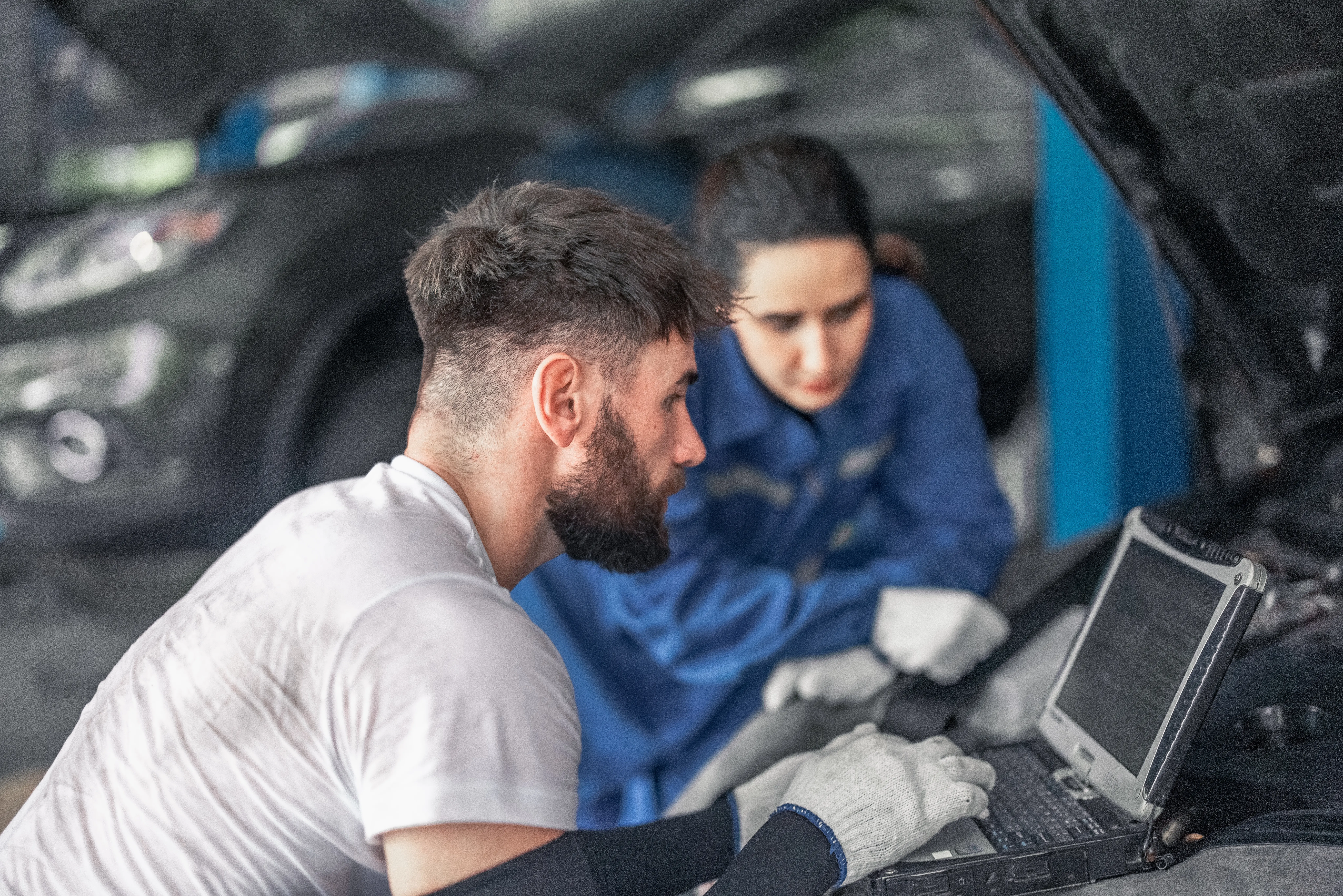 Preventing Downtime: Electrical Maintenance Tips for Fleets